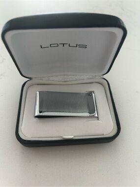 Silver Money Clip - Polished Ribbed Design